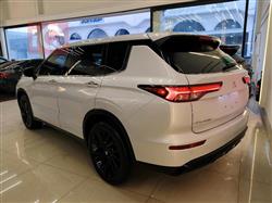 ميتسوبيشي اوتلاندر